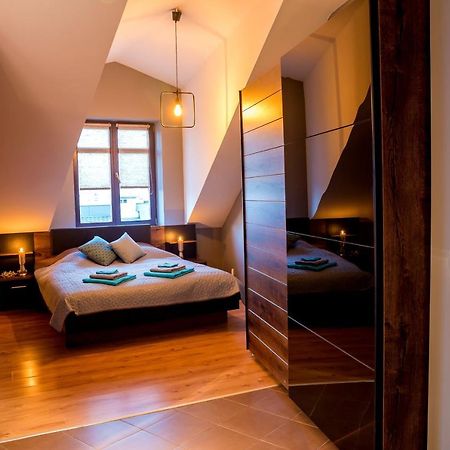 Style Apartment Next To Kazimierz And Old Town + Netflix Cracovie Extérieur photo