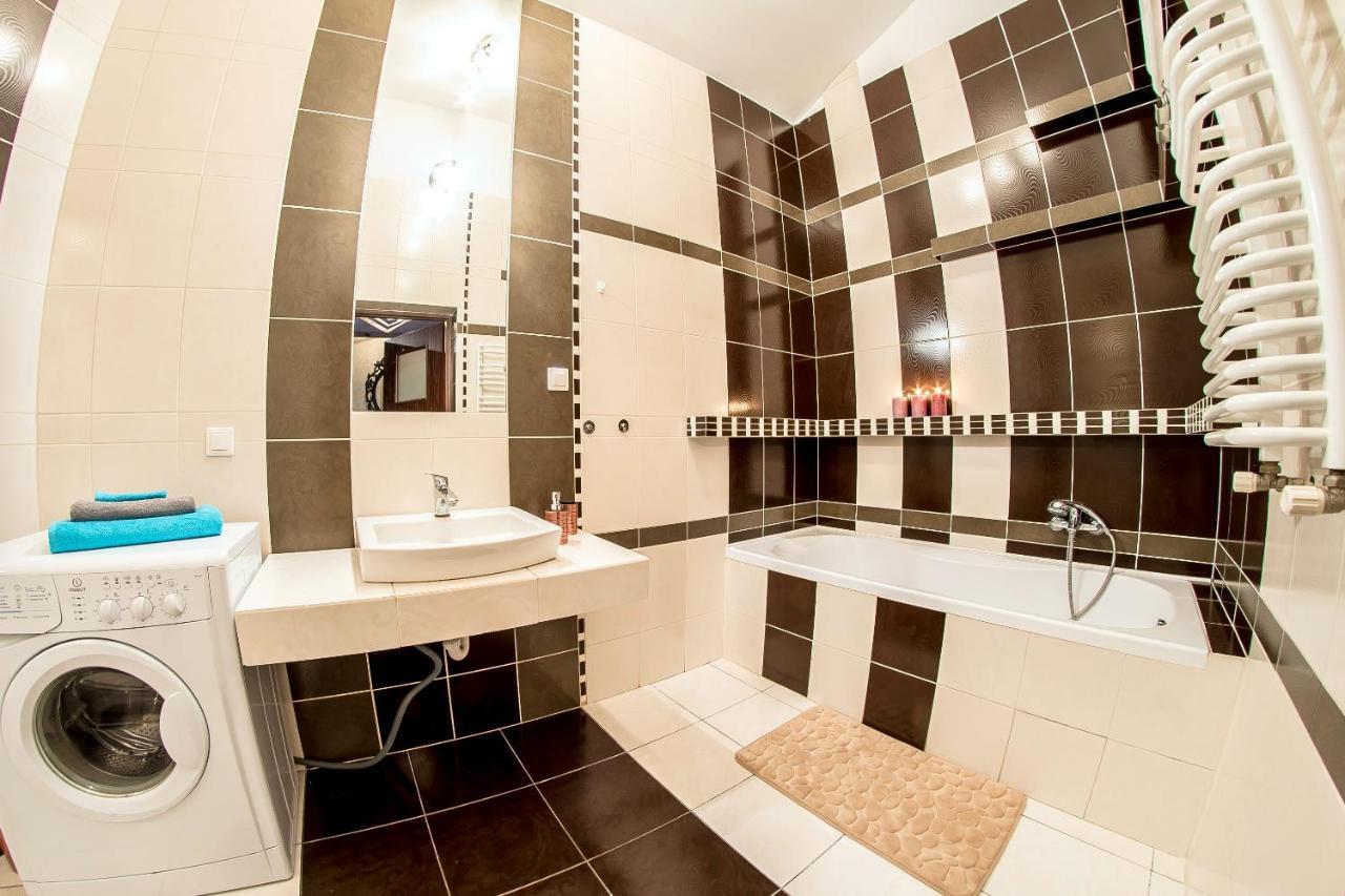 Style Apartment Next To Kazimierz And Old Town + Netflix Cracovie Extérieur photo